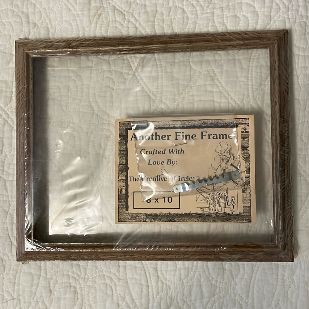 The Creative Circle 8 X 10 Frame
